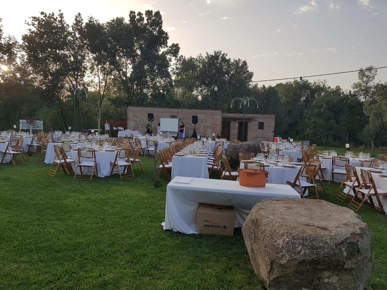 Complejo Rural La Badia Villa Lucillos Exterior photo